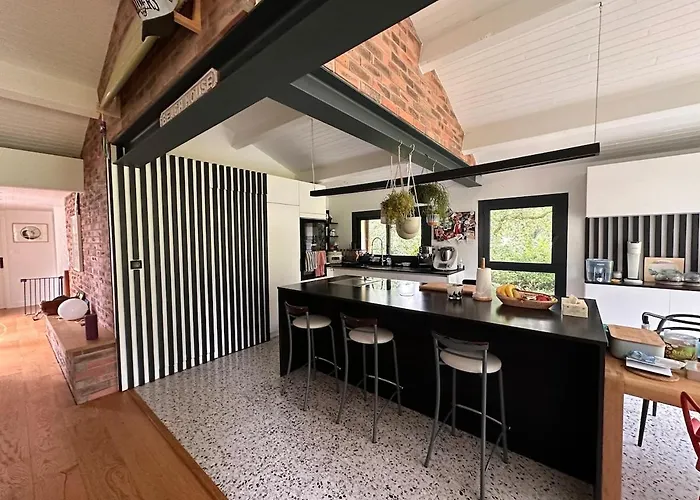 Modern Hossegor Oasis فيلة