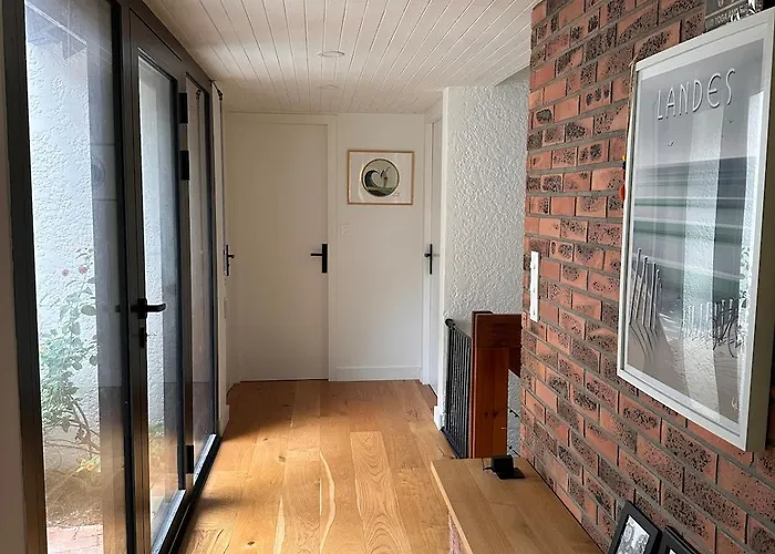 Modern Hossegor Oasis