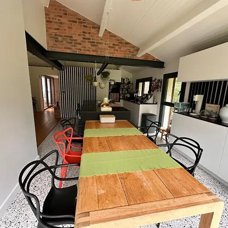 Modern Hossegor Oasis