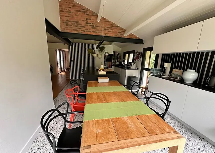 Modern Hossegor Oasis